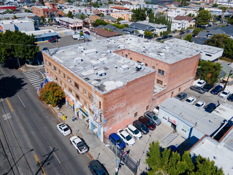 More Photos Of 2709 W Pico Blvd, Los Angeles Apartments For Sale