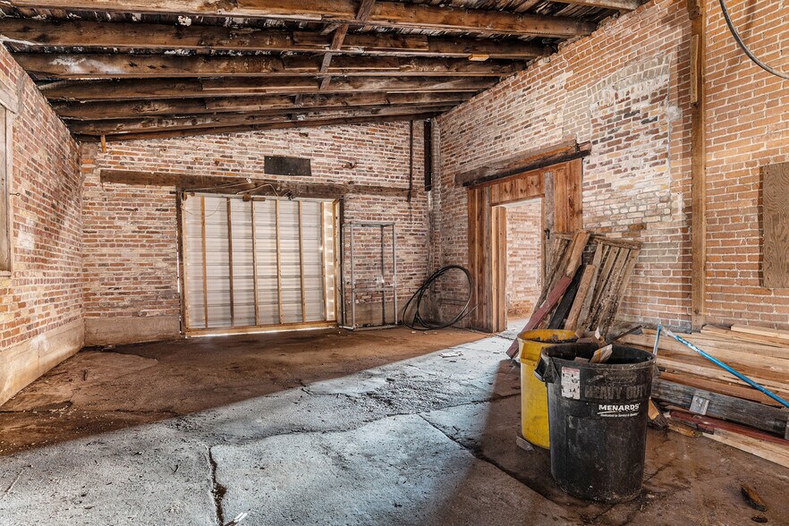 More Photos Of 226 Baldwin St, Big Rapids Light Distribution For Sale