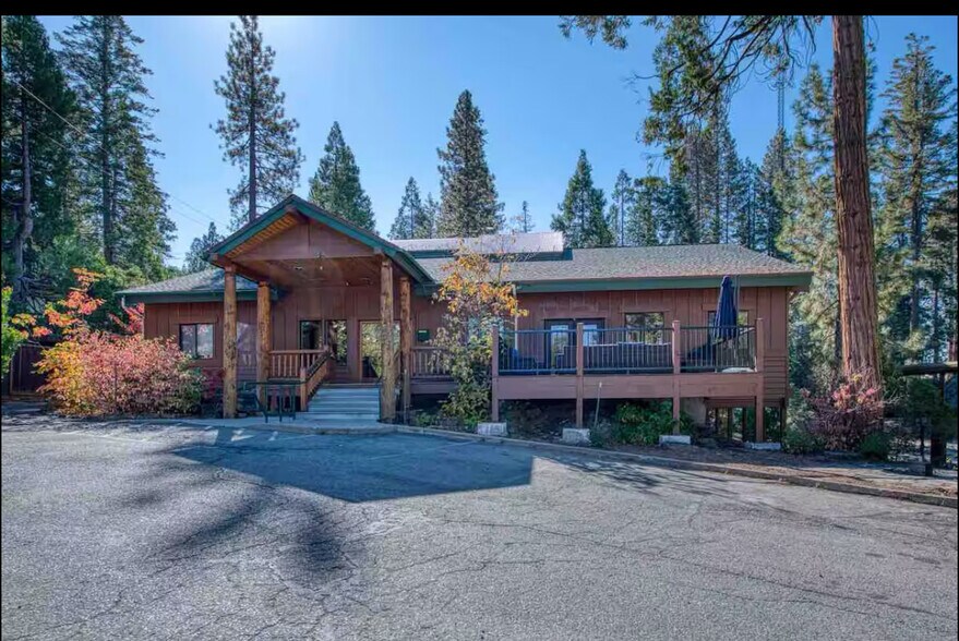 More Photos Of 41441 CA-168, Shaver Lake Specialty For Sale