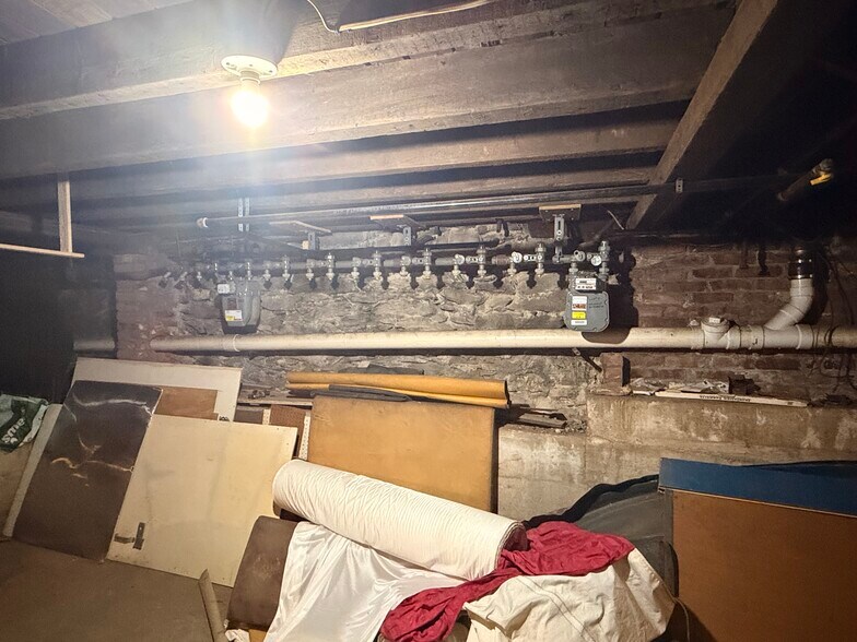 More Photos Of 26 Child St, Warren Apartments For Sale