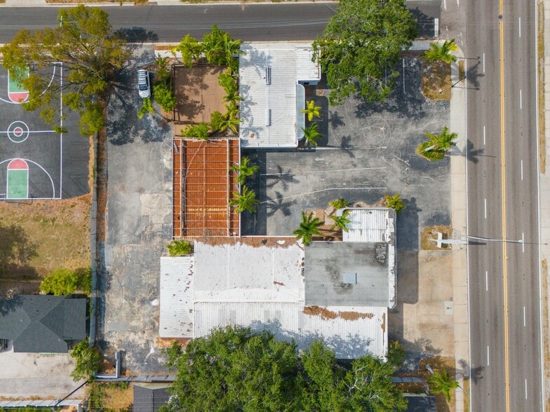 More Photos Of 1505 Tamiami Trl W, Bradenton Freestanding For Lease