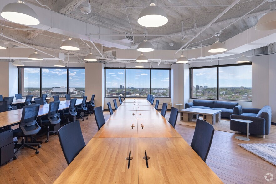 More Photos Of 1560 Broadway, Denver Coworking Space