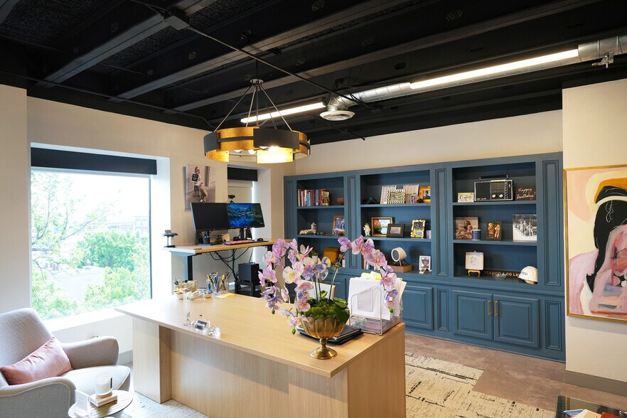 More Photos Of , Oklahoma City Office For Sale