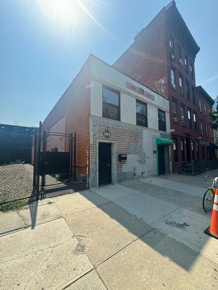 Primary Photo Of 104 N 7th St, Brooklyn Loft Creative Space For Lease