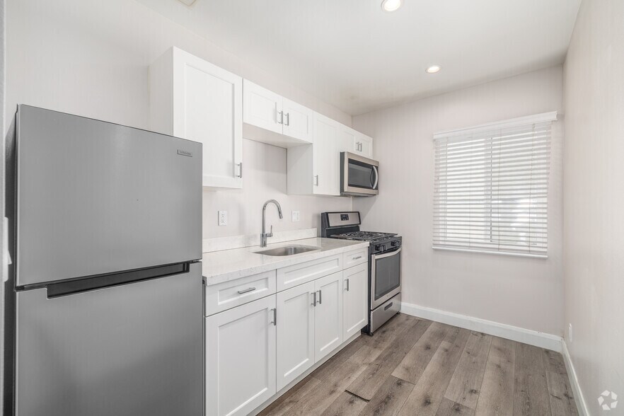 More Photos Of , Inglewood Multifamily For Sale