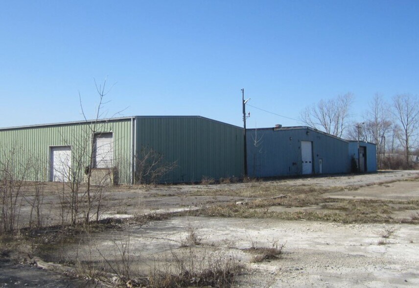 Primary Photo Of 215 Maple St, Port Clinton Warehouse For Lease
