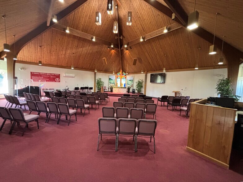 More Photos Of 46001 Warren Rd, Canton Religious Facility For Lease