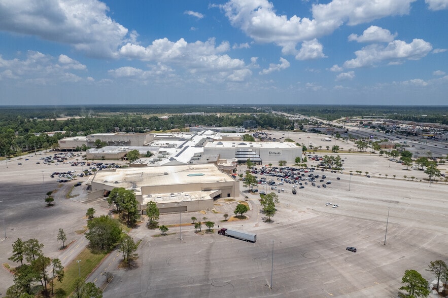 More Photos Of 20131 N US 59 Hwy, Humble Unknown For Lease
