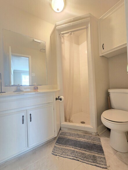 More Photos Of 2204 Sunpark Dr, Conroe Office For Sale