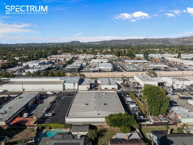 More Photos Of 7638 Deering Ave, Canoga Park Manufacturing For Sale