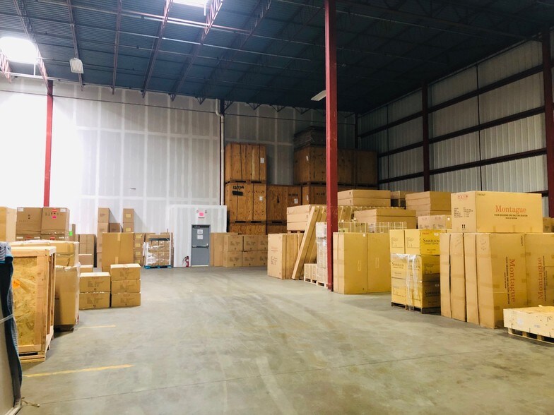 More Photos Of 2 Energy Way, West Warwick Distribution For Lease