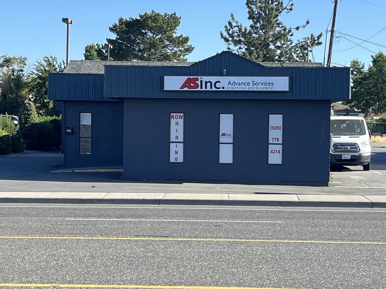 Primary Photo Of 4012 W Clearwater Ave, Kennewick Office For Sale