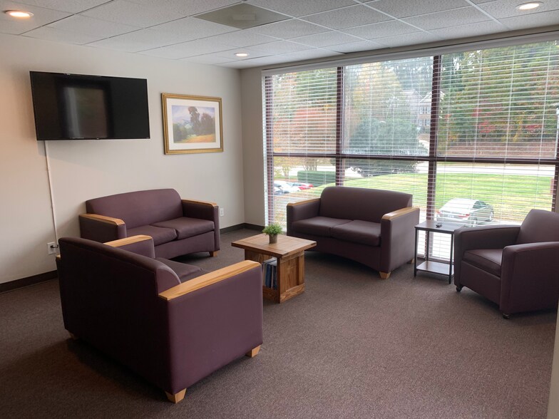 More Photos Of 930 Martin Luther King Jr Blvd, Chapel Hill Office For Lease