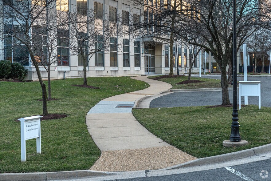 More Photos Of 4825 Mark Center Dr, Alexandria Office For Lease