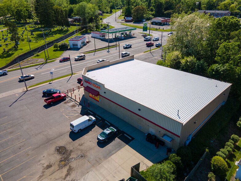 More Photos Of 5800 N Main St, Dayton Freestanding For Sale