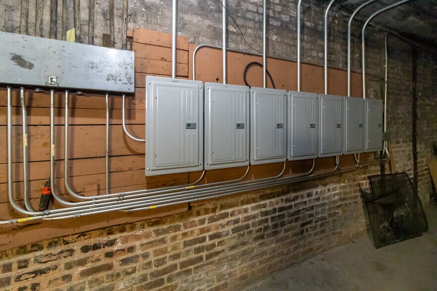 More Photos Of 7304 S Union Ave, Chicago Multifamily For Sale