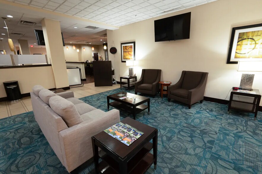 More Photos Of 116 W Park Ave W, Mansfield Hotel For Sale