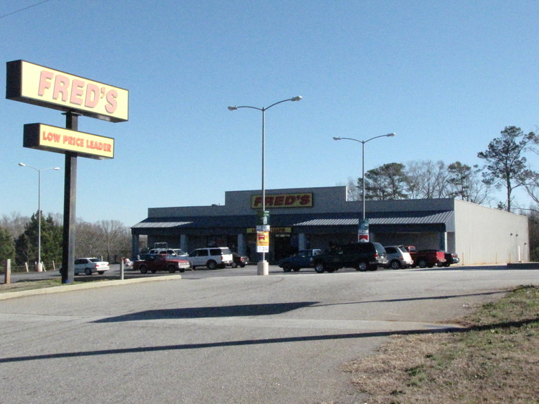 Primary Photo Of 936 N Bypass E, Washington Convenience Store For Sale