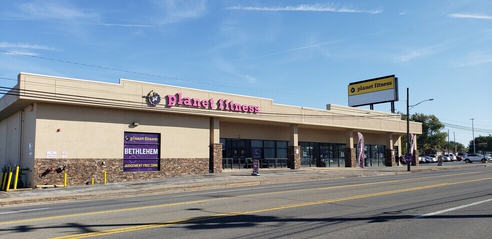 More Photos Of 1740-1742 Stefko Blvd, Bethlehem Freestanding For Lease