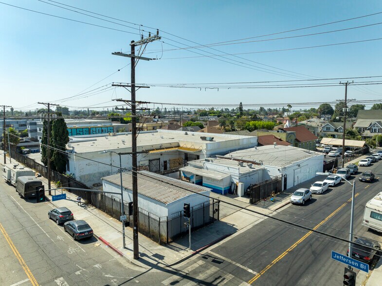 More Photos Of 3408 Trinity St, Los Angeles Warehouse For Sale