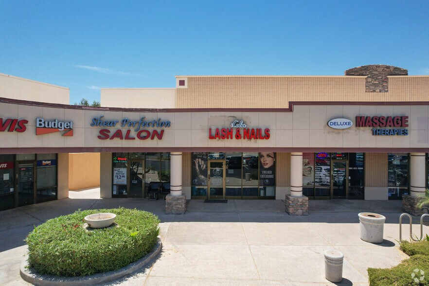 More Photos Of 3855-3875 W Ray Rd, Chandler Storefront For Lease