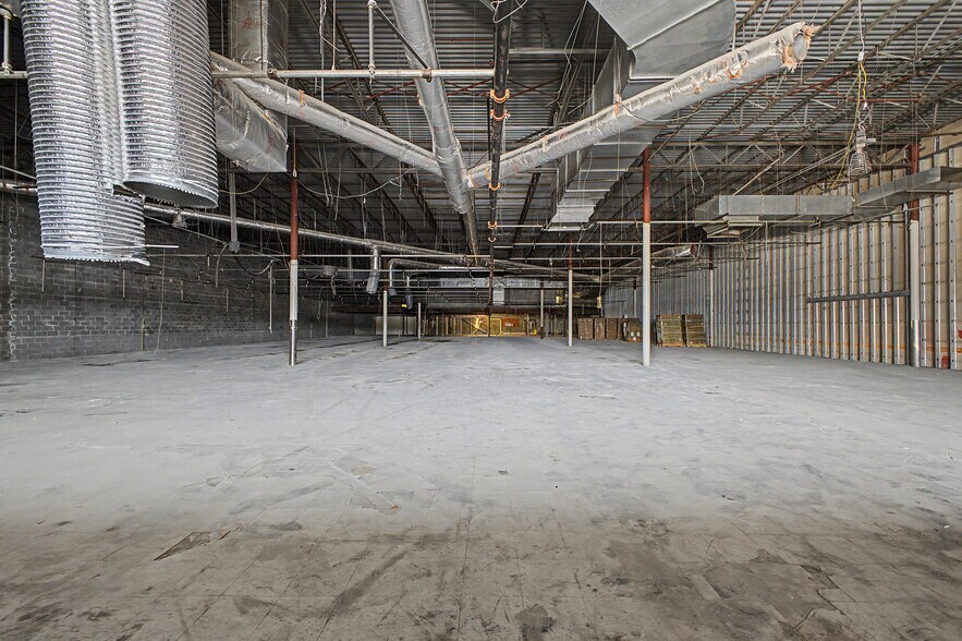 More Photos Of 5866-5870 Middlebelt Rd, Garden City Freestanding For Lease