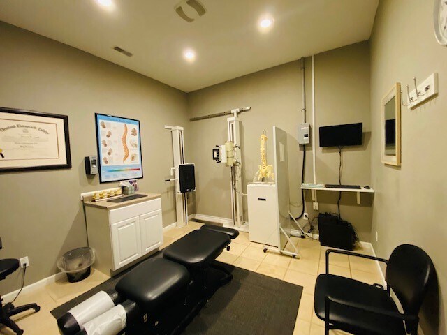 More Photos Of 1552 Natchez Dr, Festus Medical For Lease