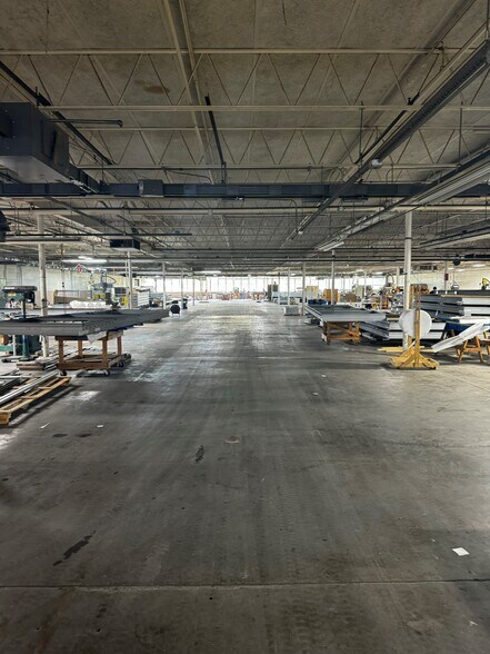 More Photos Of 702 S Carnation Rd, Aurora Manufacturing For Sale
