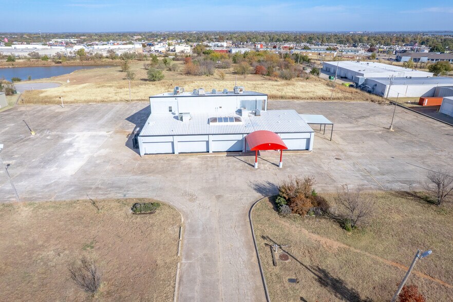 More Photos Of 6825 W Wilshire Blvd, Oklahoma City Theater Concert Hall For Sale