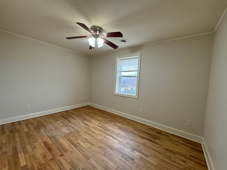 More Photos Of 8820 Jackson Rd, Dexter Office For Lease