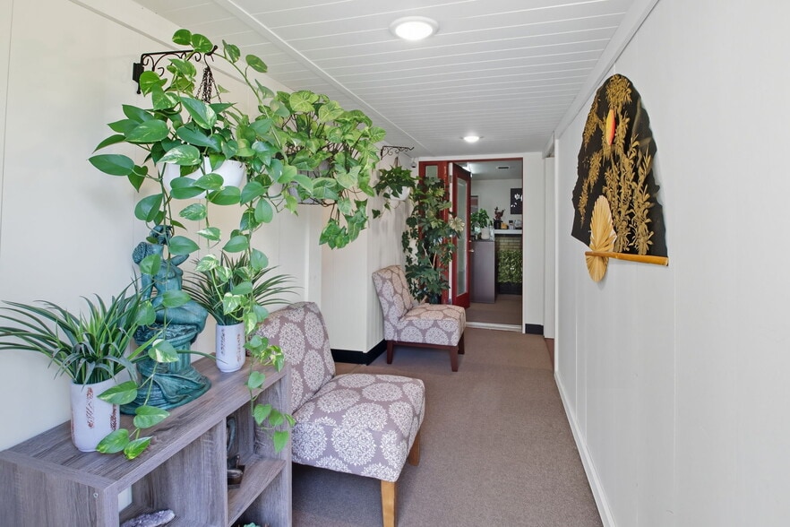 More Photos Of 1345 Kipling St, Lakewood Office For Sale