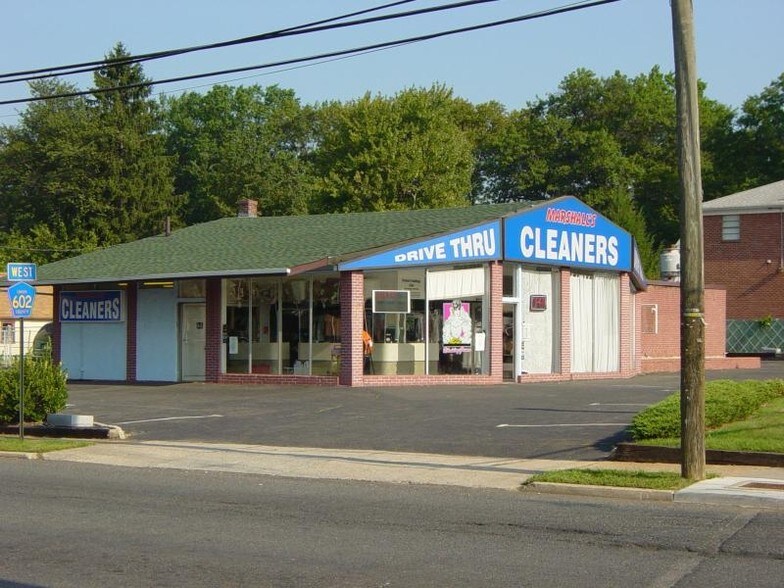 Primary Photo Of 526 St Georges Ave, Rahway Freestanding For Sale