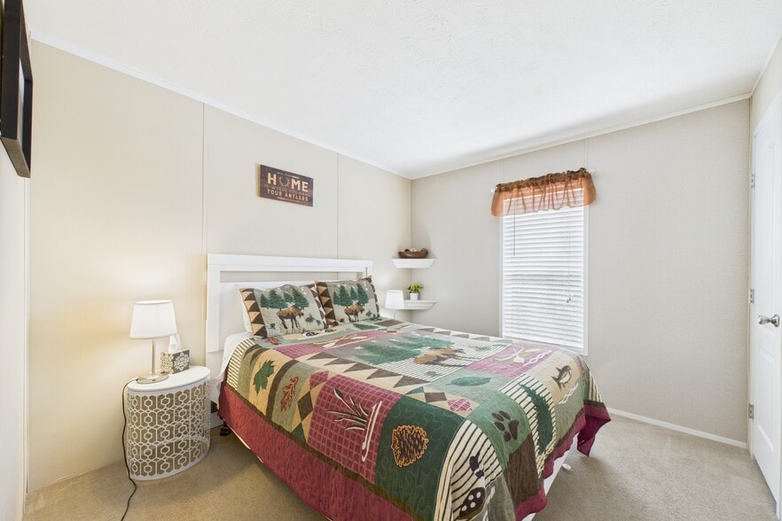 More Photos Of 141 County Road 851, Elizabeth Hotel For Sale