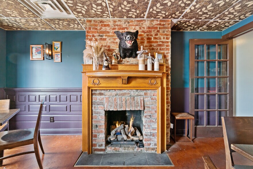 More Photos Of 123 Shiloh St, Pittsburgh Restaurant For Sale