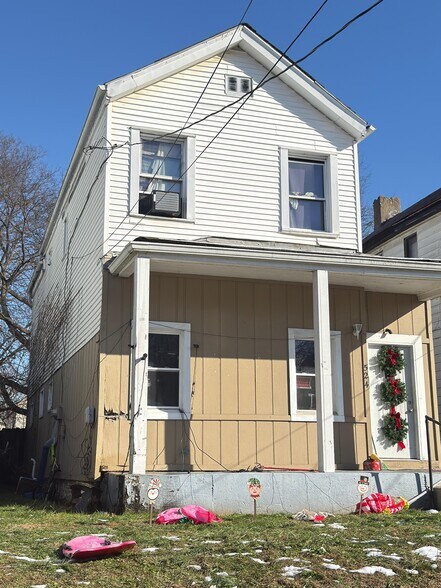 More Photos Of , Cincinnati Multifamily For Sale