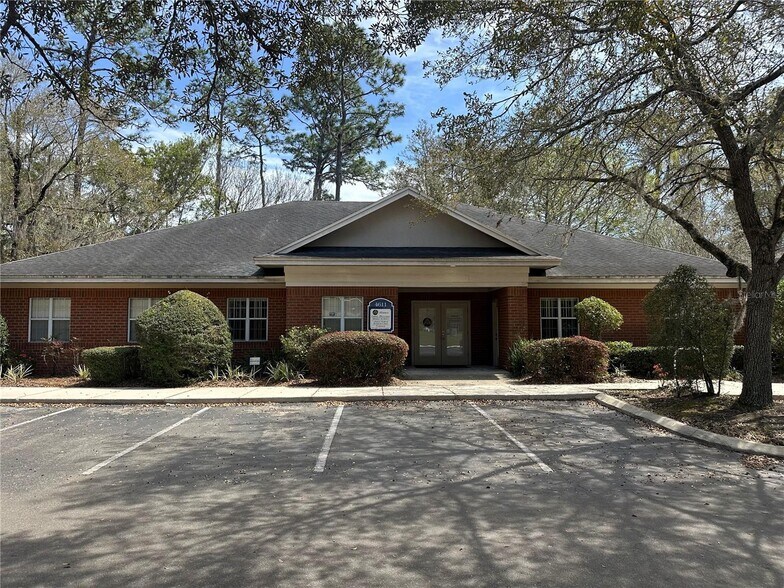 More Photos Of 4611 NW 53rd Ave, Gainesville Medical For Sale