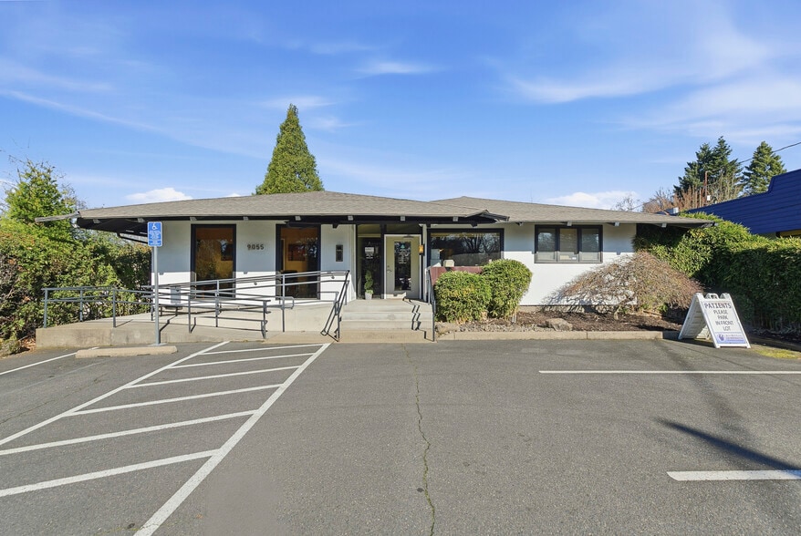 Primary Photo Of 9055 SW Beaverton Hillsdale Hwy, Portland Office For Lease