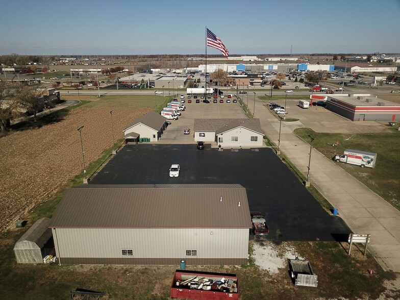 Primary Photo Of 1719 E Jackson St, Macomb Auto Dealership For Sale