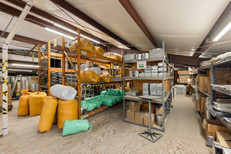 More Photos Of 5252 FM 517 Rd E, Dickinson Flex For Sale