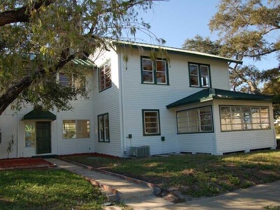 More Photos Of 1605 19th Pl, Vero Beach Office Residential For Lease