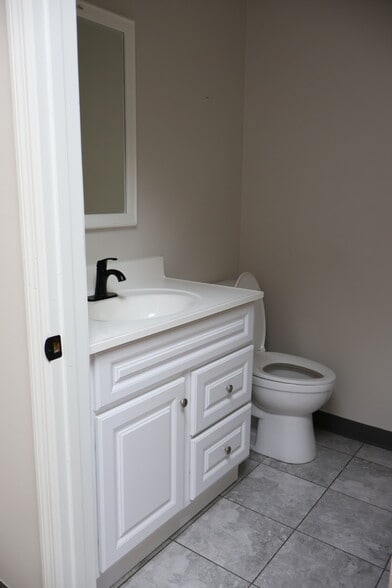 More Photos Of 13555 Automobile Blvd, Clearwater Medical For Lease