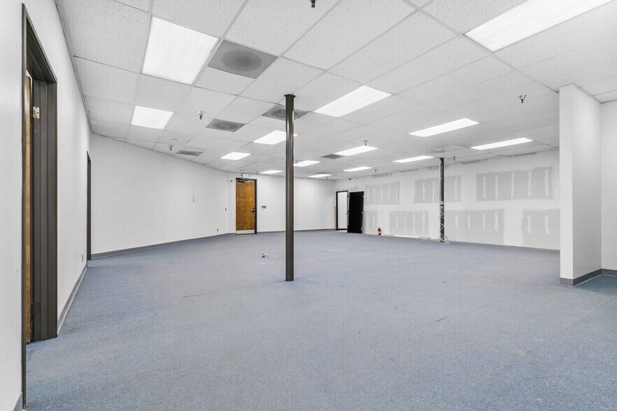 More Photos Of 9036 Winnetka Ave, Northridge Loft Creative Space For Lease