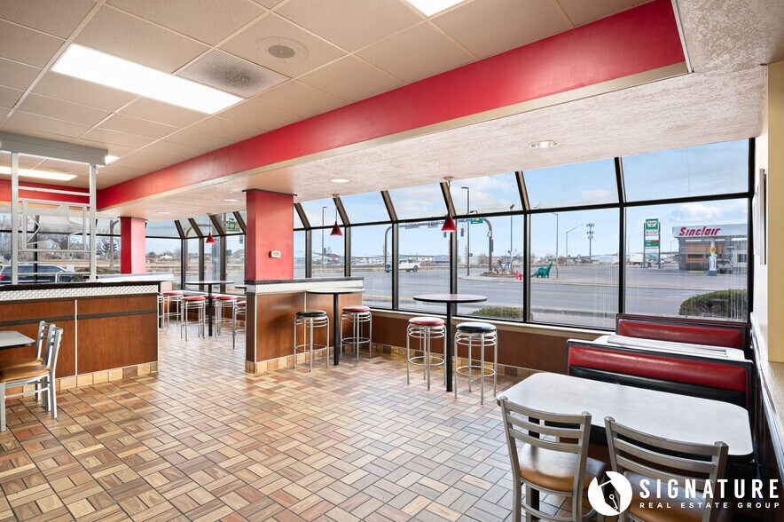 More Photos Of 207 S Miller Ave, Gillette Fast Food For Sale