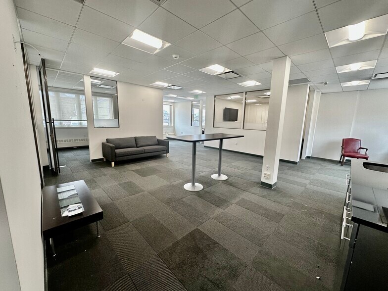 More Photos Of 239 Mill St, Greenwich Office For Lease