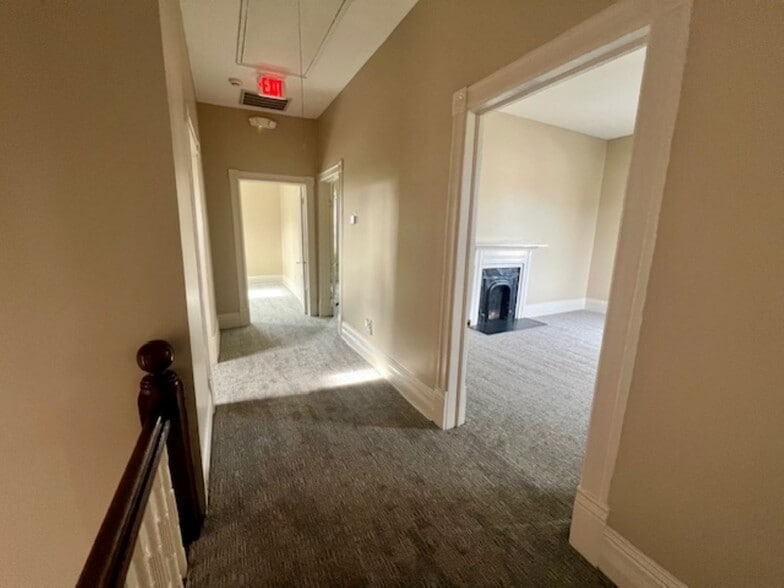 More Photos Of 482 New St, Macon-Bibb Office For Lease