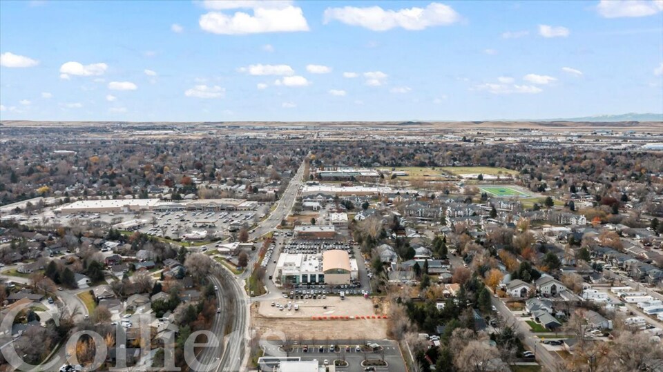 More Photos Of 793 E Parkcenter Blvd, Boise Land For Sale