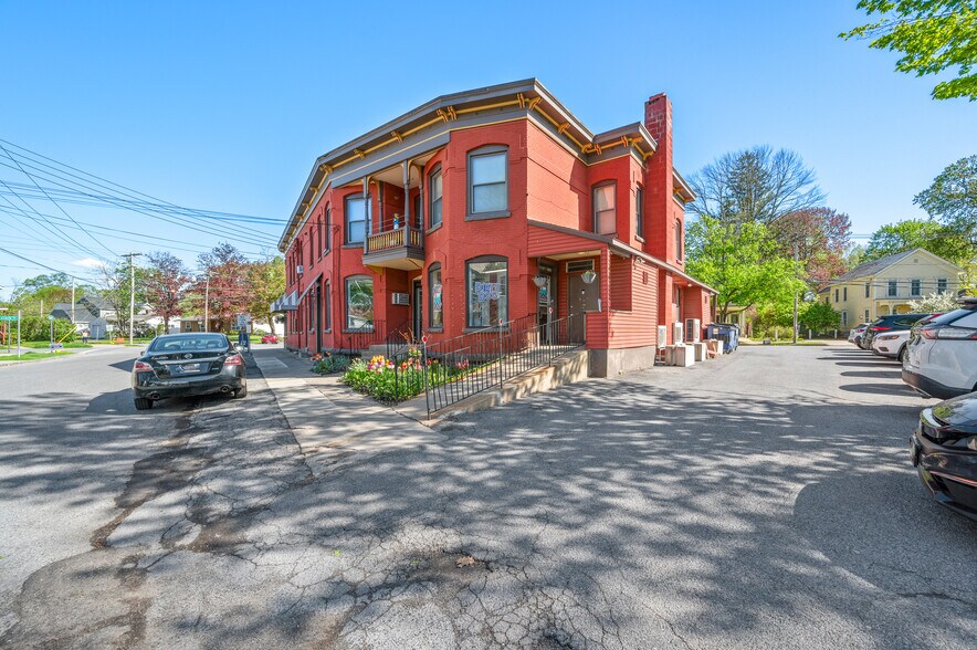 More Photos Of 40-42 Park Pl, Saratoga Springs Storefront Retail Residential For Sale