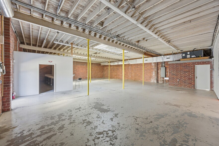 More Photos Of 239 San Marco Ave, Saint Augustine Storefront Retail Office For Sale