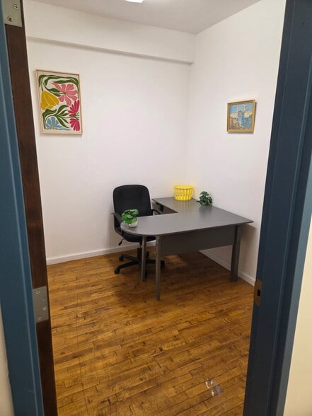 More Photos Of 2 Industrial Dr, Phillipsburg Warehouse For Lease