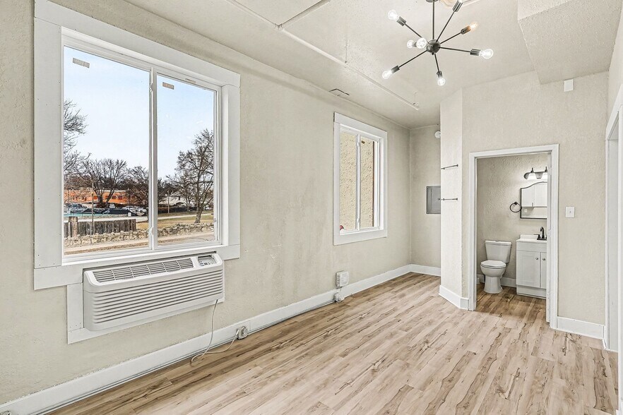 More Photos Of 1302 Faraon St, Saint Joseph Office For Sale